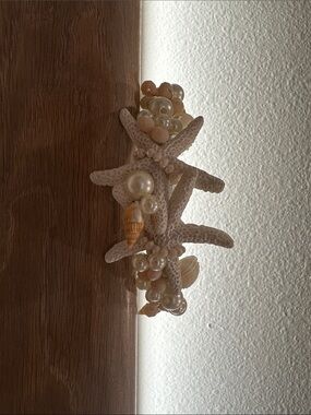 Handcrafted Cream Starfish and Pearl Wall Accent